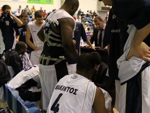 «Να μπούμε πλέι οφ»