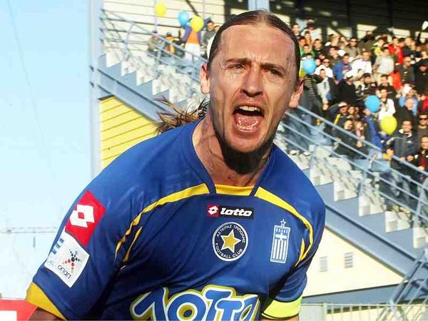 Στέλνουν Μπαστία στο λιμάνι