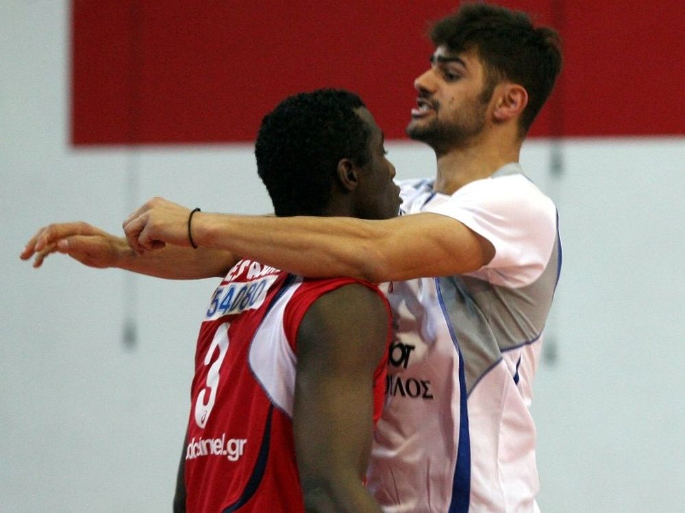 Διαψεύδει ο Ντεσπέιν