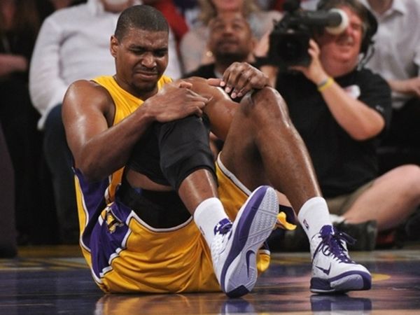 «Χαμόγελα» για Μπάινουμ