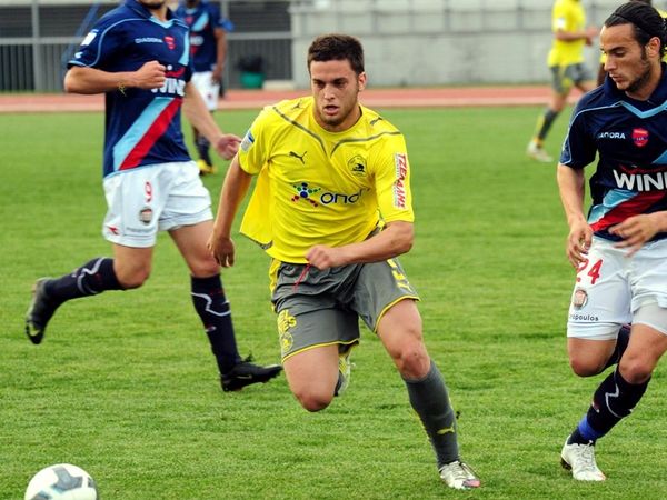 Τέλος ο Σιόντης