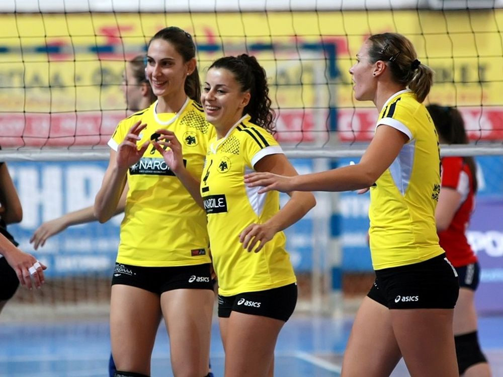 Οι παίκτριες ναι, ο σύλλογος όχι