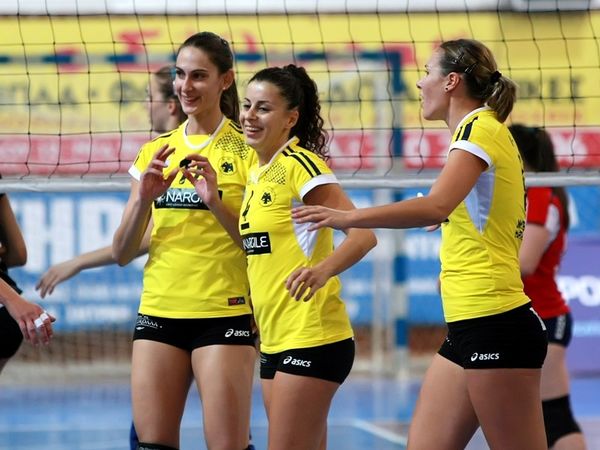 Οι παίκτριες ναι, ο σύλλογος όχι