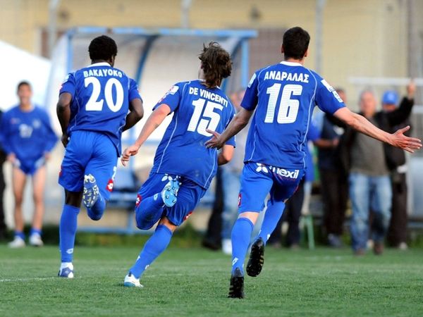 «Μέσα» Βάντερσον και Μπουχάν
