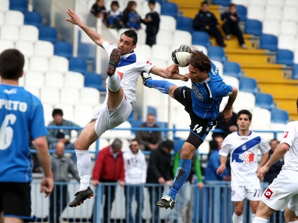 Πέντε απουσίες με το Ρουφ