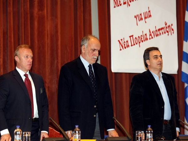 Αποτυχία Δημάκου να εκλεγεί