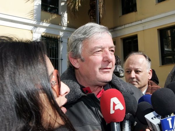 «Μια κυρία... επηρεάζει διαιτητές»