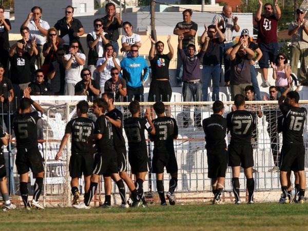 «Ψάχνονται» για προπονητή