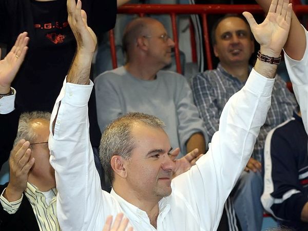 Ευδιάθετος ο Λιανός