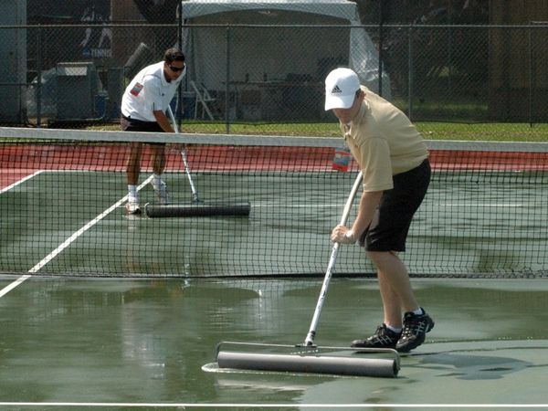 Άδοξο τέλος λόγω βροχής