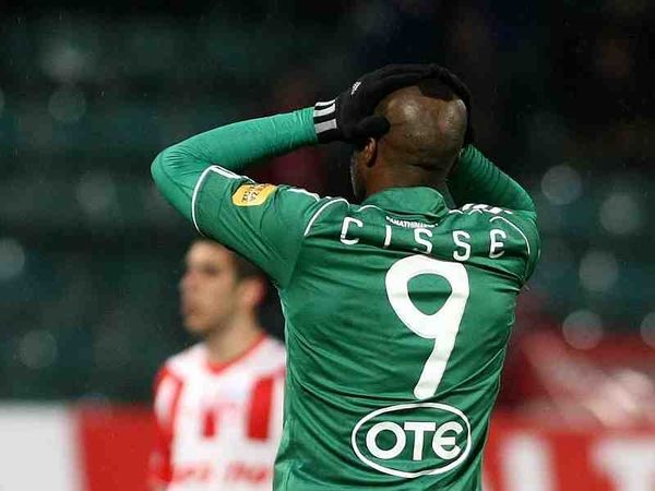 Έξαλλος ο κόσμος