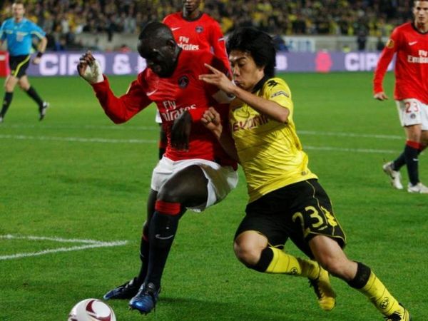 «Πόρτα» από Παρί για Σακό