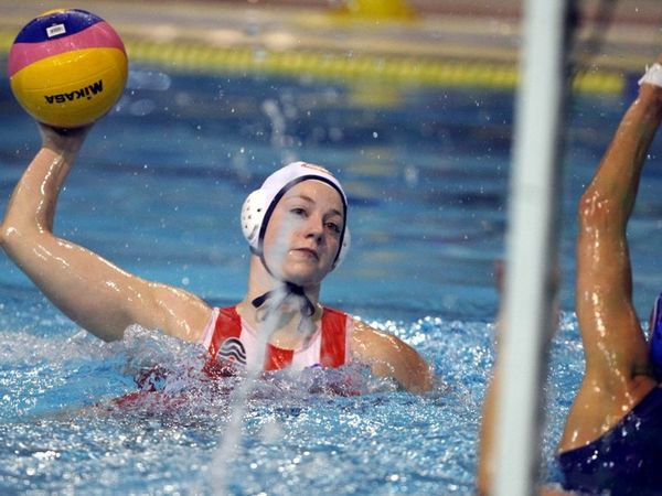 Το πρώτο βήμα ο Ολυμπιακός (ph)