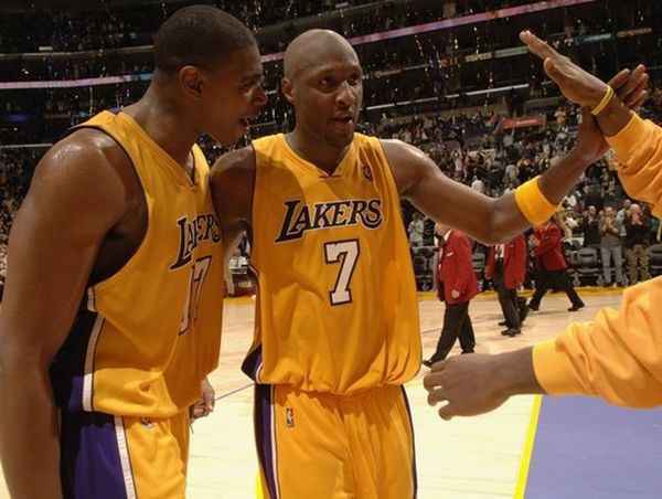 Ισοφάρισαν οι Λέικερς