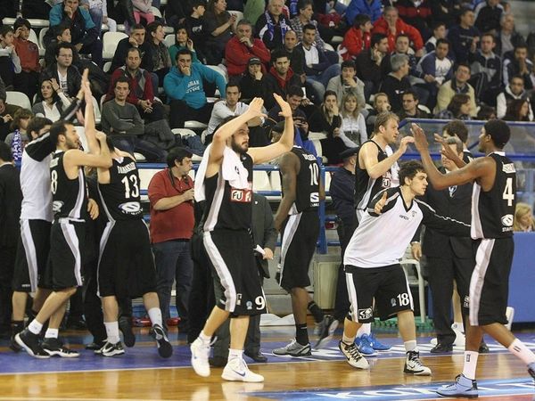«Η απάντηση στα πλέι οφ»