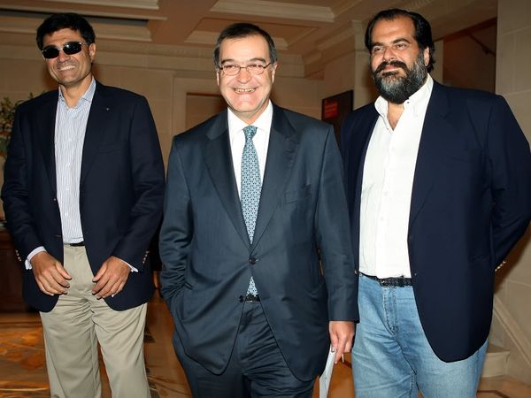 Τους ξενερώσατε όλους. Γιατί;