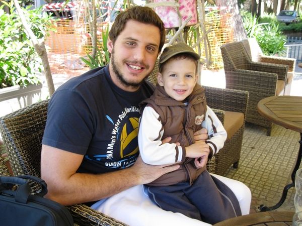 «Θα τους χαλάσουμε τη γιορτή»