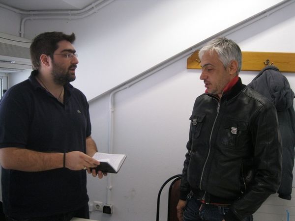 «Μπορούμε να παραμείνουμε» (ph)
