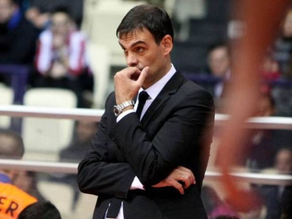 «Βλέπουν» Έλληνα σέντερ