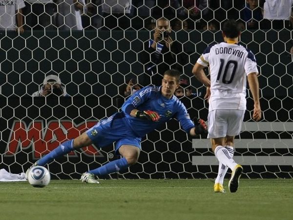 Δύο γκολ ο Ντόναβαν 