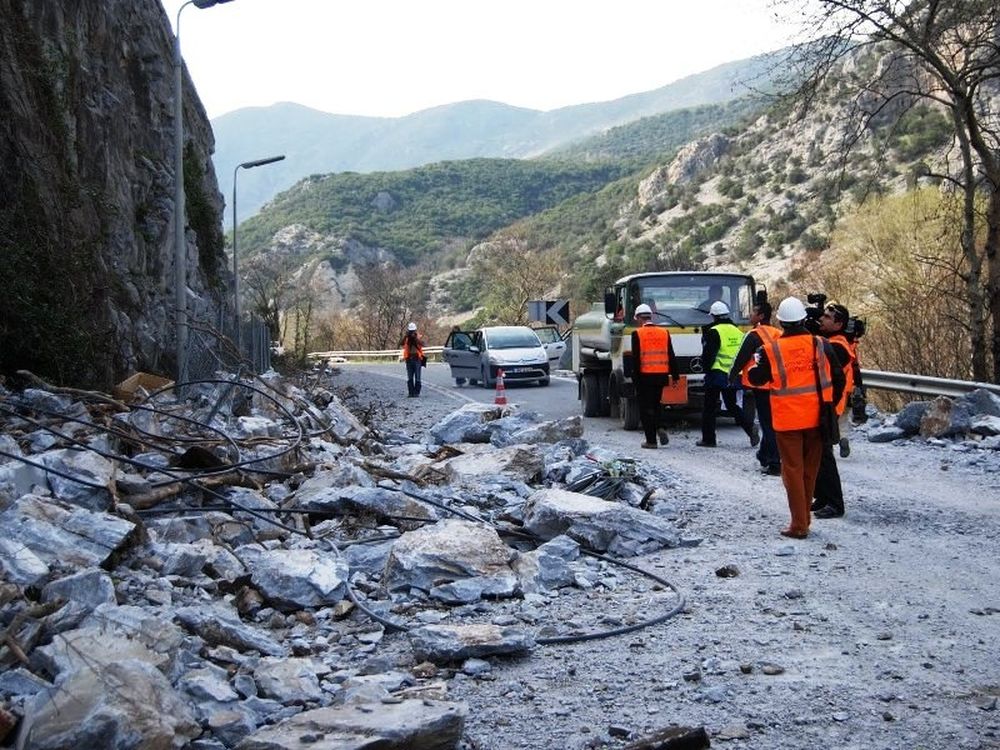 Ρυθμίσεις στα Τέμπη