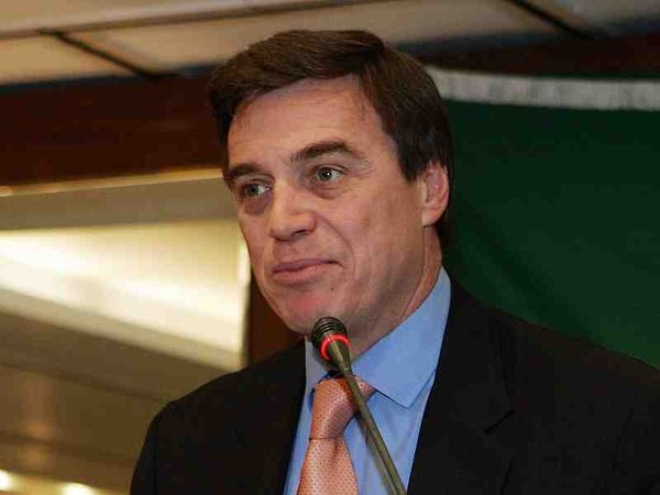 «Τρέχουν» και οι διοικούντες