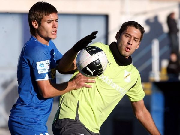 Μόνος του ο Δελήμπασης