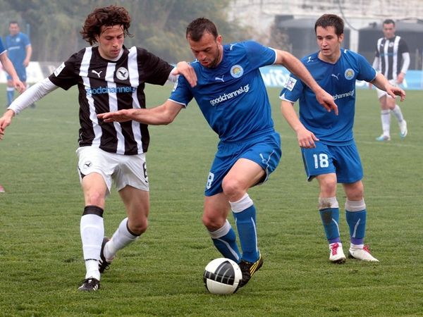 Εκτός δύο με Πανθρακικό!