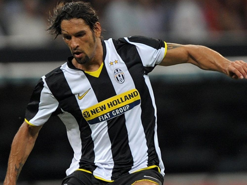 «Βλέπει» Αμάουρι