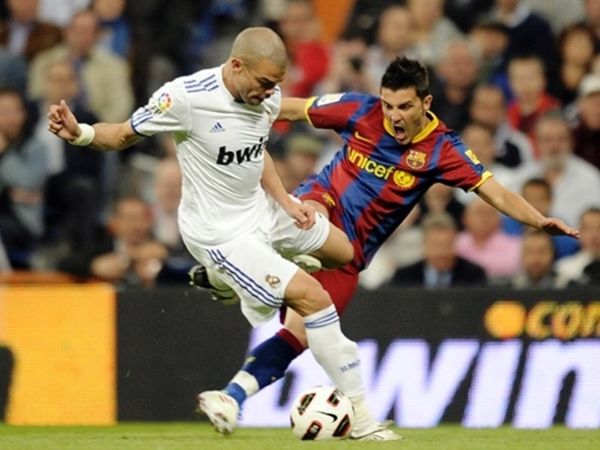 Νέο συμβόλαιο σε Πέπε