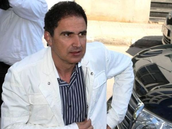 «Είμαστε φίλοι με όλους»