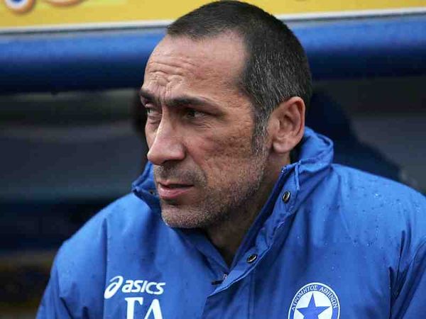 Δώνης: «Να δώσουμε ό,τι έχουμε»