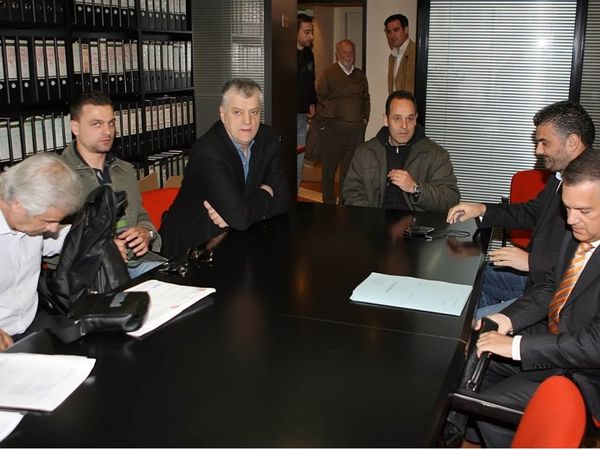 Άρχισε το «ντέρμπι» παραμονής