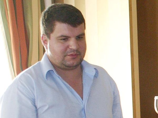 Παραμένει ο Λυράκης