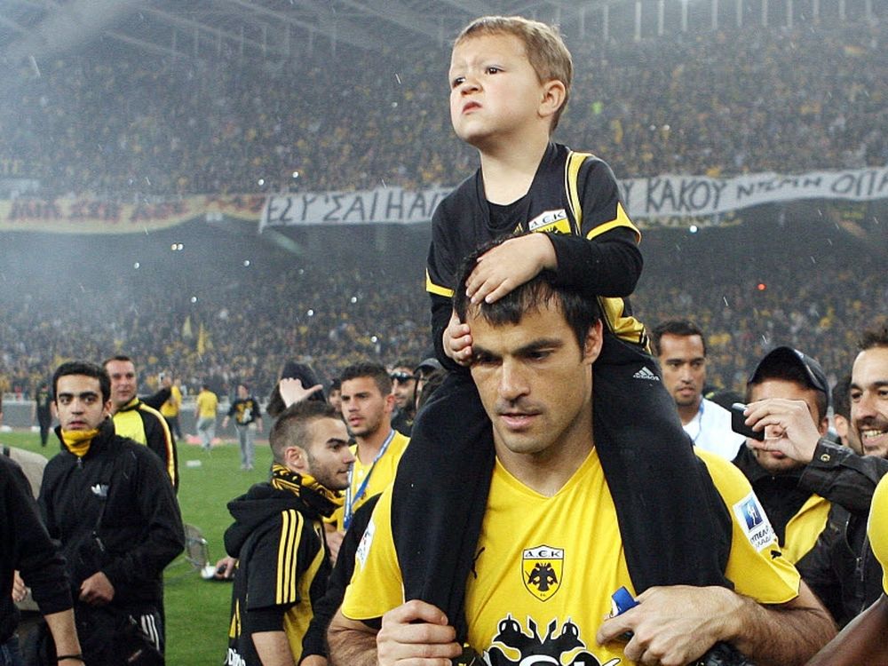 «Τρία χρόνια έψαχνα τον τίτλο»