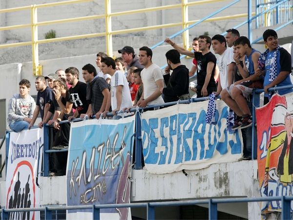 Την «έπεσαν» στους παίκτες τους!