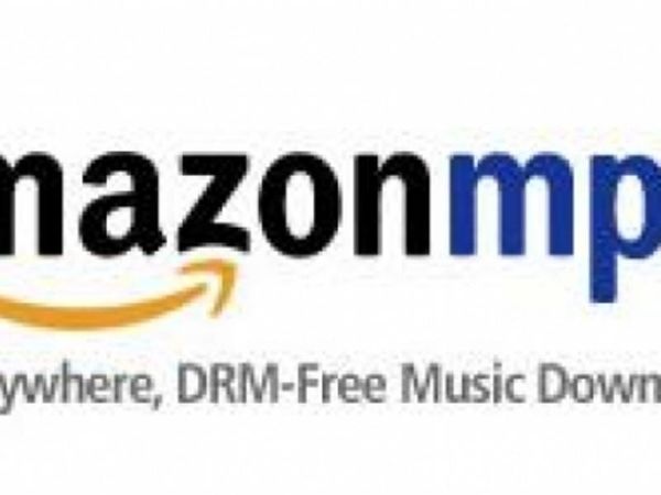 Ρίχνει τις τιμές η Amazon