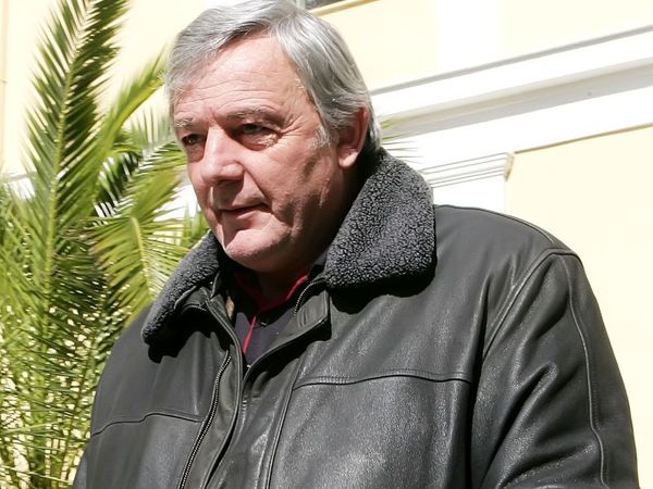 «Χειρότερο και από μπουρδέλο»