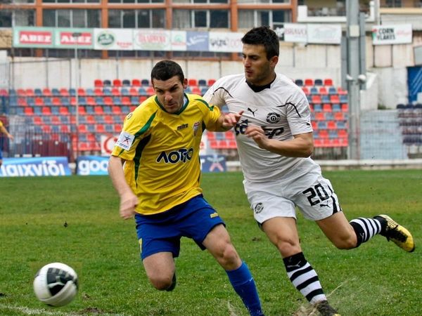 «Βλέπει» Καλτσά