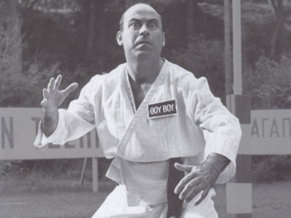 Την Ελλάδα του Θανάση, όχι αυτή