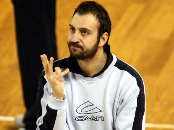 Οι 14 του Οικονόμου