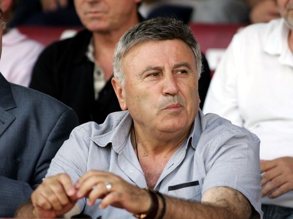 Έτοιμοι να παραιτηθούν