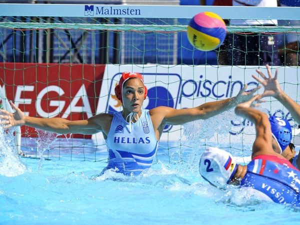 Τσουρή: «Θα αφήσω την Αθήνα…»