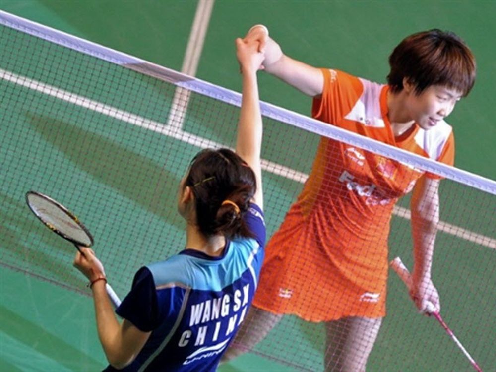 Υποχρεωτικές οι φούστες