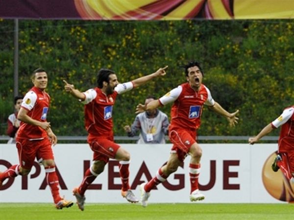 Και ο πρώτος... Μ(πρ)άγκα-ς! (video)