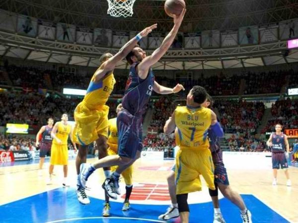 Πανταχού παρούσα η Μακάμπι