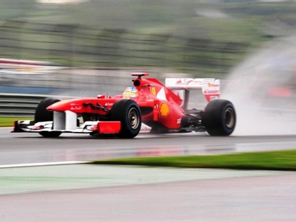 Ο Αλόνσο ταχύτερος 