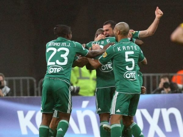 Υπάρχει ζωή;