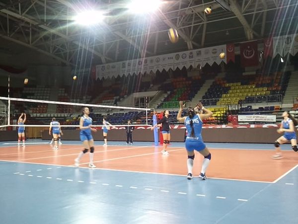 Κυνηγάει την πρόκριση