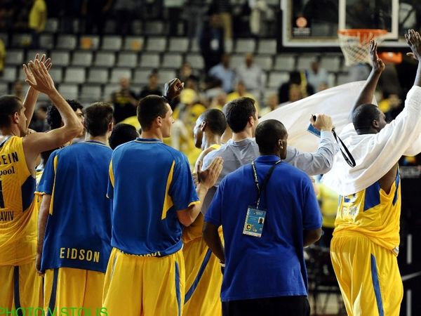 «Βασιλική»... υποταγή (video)